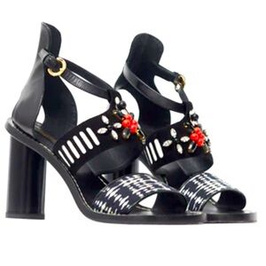 Louis Vuitton Frontpier Sandal sz 39